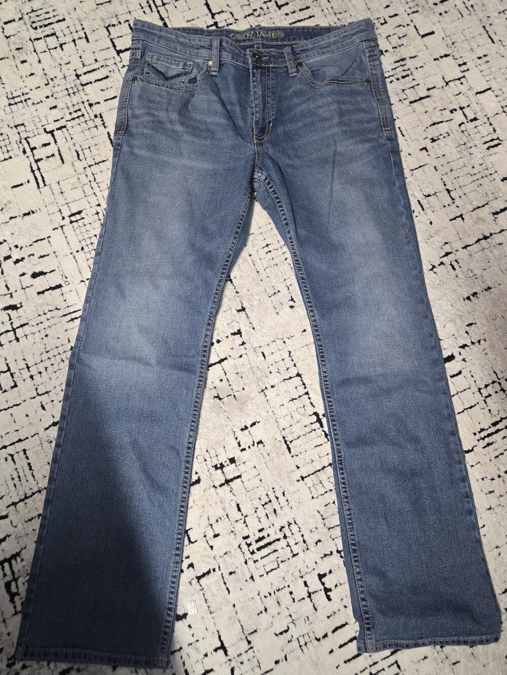 Classic Men's Light Blue Straight-Leg Jeans CODY JAMES
